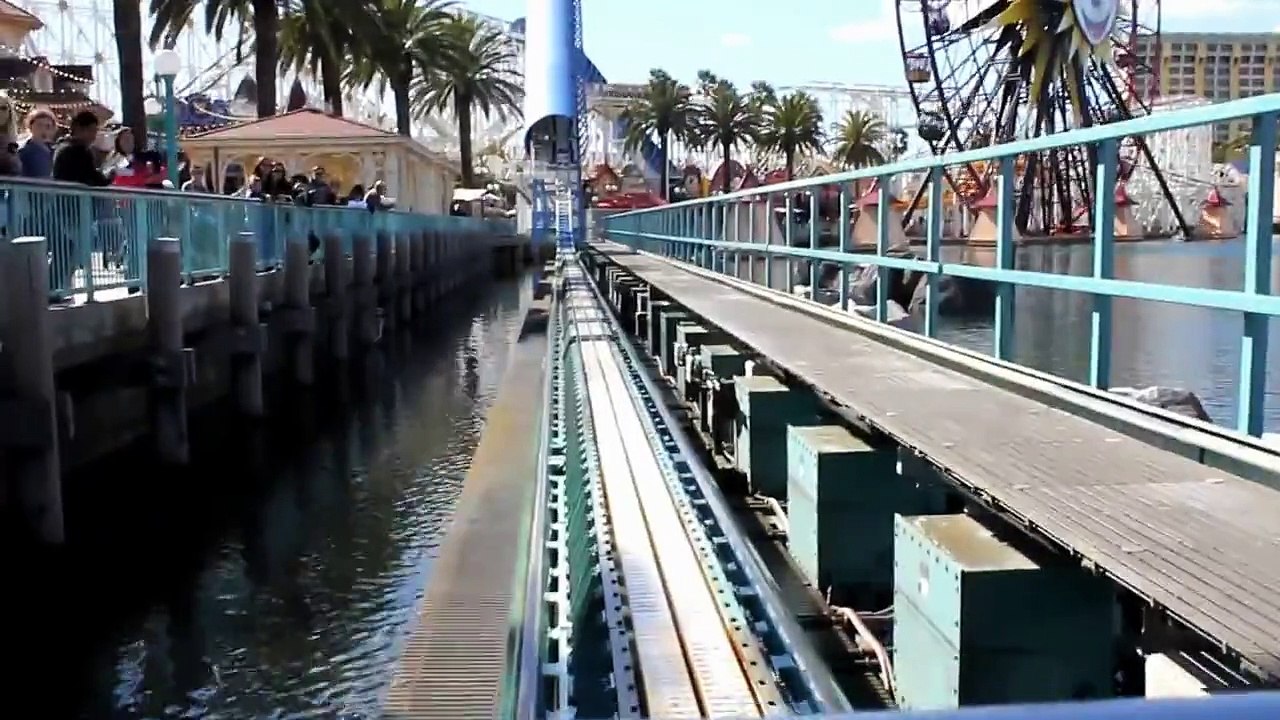 Roller Roller Coaster Ride - Disneyland Los Angeles (in HD) las angels