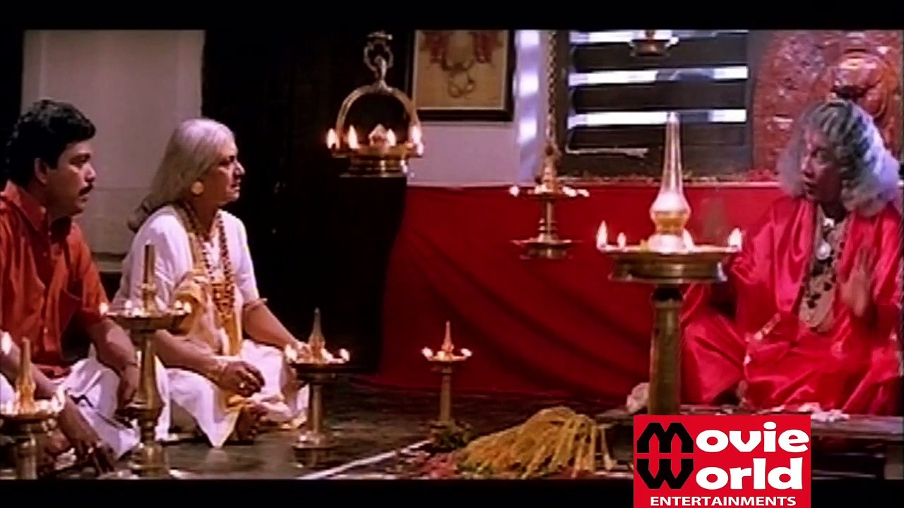 Malayalam Horror Movies | Aakasha Ganga | Divya Unni Love Scene [HD]
