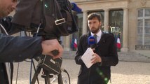 Reportage : Comment les reporters de BFM TV travaillent à l'Elysée ?