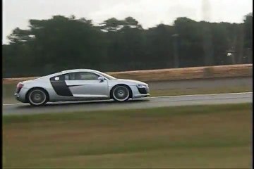 5 Speed Auto - 2011 Audi R8 (2)
