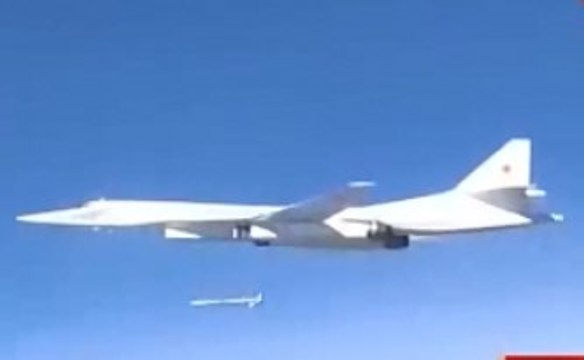 Российский Су-34 ударил по месту сбора главарей ИГИЛ