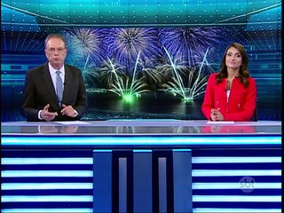 Metade dos brasileiros pretende comprar roupa nova para o Réveillon
