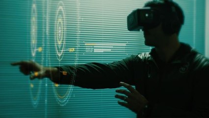 SB 100 - SB100 | VR Will Soon Revolutionize How Football Players Train