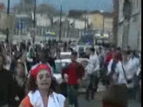 4 Avril Grenoble -Manif Anti Cpe - Clip Batards De Barbares