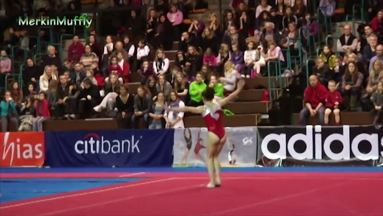 Italian Gymnast wardrobe malfunction floor routine video Dailymotion
