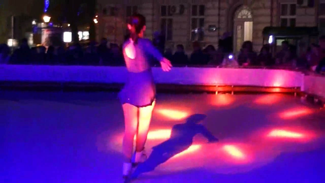 Klizaliste u Srem. Mitrovici - Spektakl na ledu