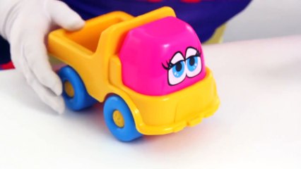 Car Clowns Christmas Tree Toy TRUCK DANCE! Videos for Kids