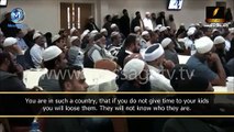 Maulana Tariq Jameel begging us (Emotional)
