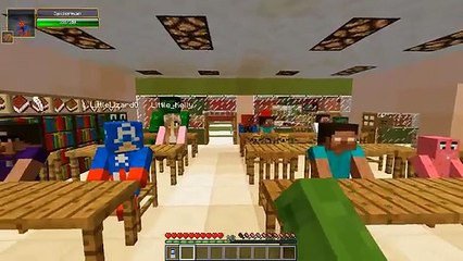 Minecraft School : LITTLE KELLY SWIMS WITH SHARKS!