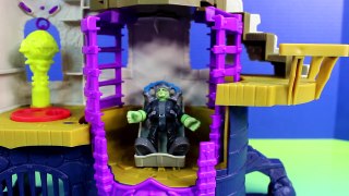 Imaginext Mad Scientist Lab Creates Replica Supervillains To Capture Green Lantern And Cyb