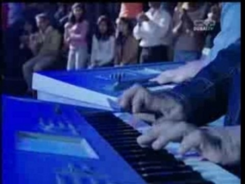 Haifa Wahbi - Mosh Adra Astanna (Taratata)