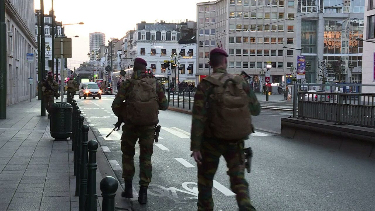 Belgique: l'armée patrouille dans les rues de la capitale