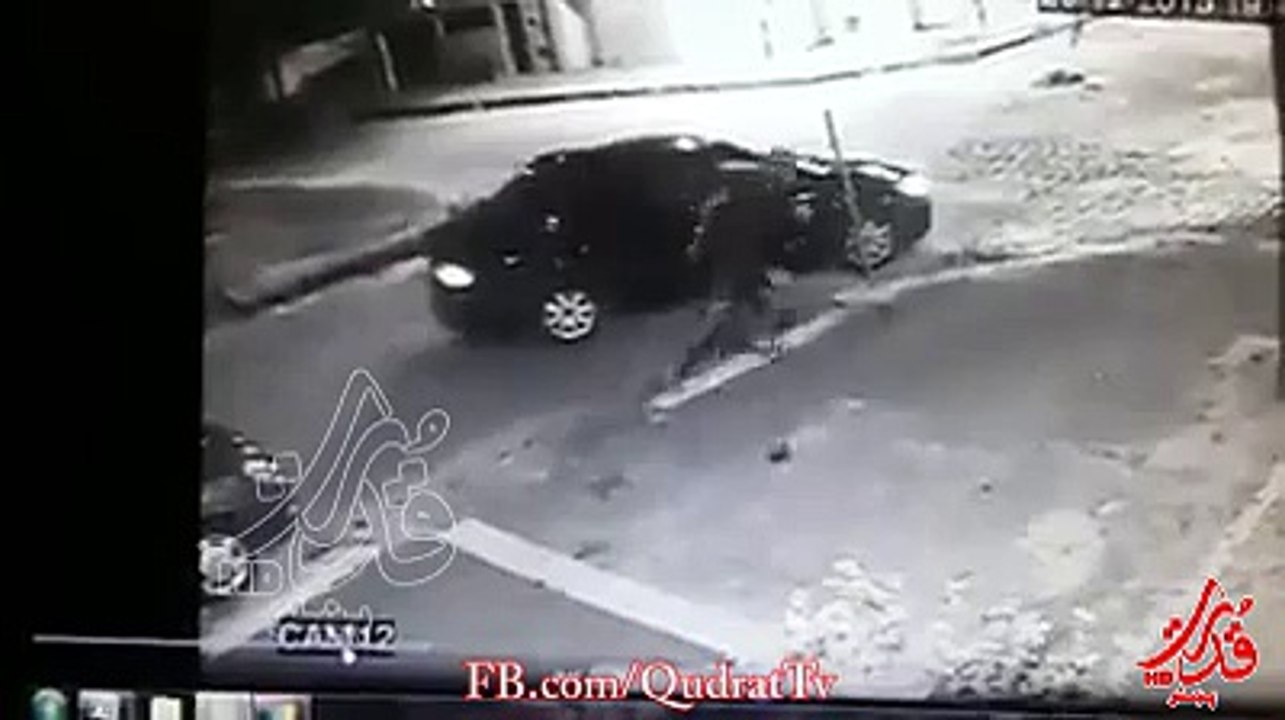 Police officer prevents robbery and put thieves to run-