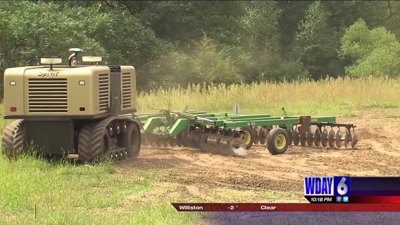 Self-driving tractor