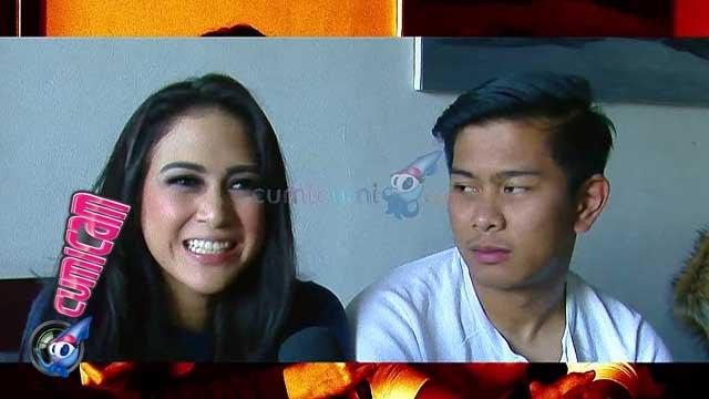 Akhirnya... Nina Zatulini Buka Kartu Soal Waktu Pernikahan - Cumicam 31 Desember 2015
