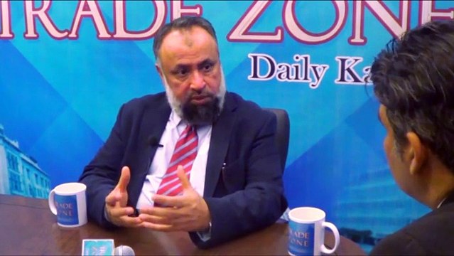 A.K. Memon discussing with Muhammad Farooq Afzal - Chairman, Pakistan Russia Business Council FPCCI at Trade Zone.