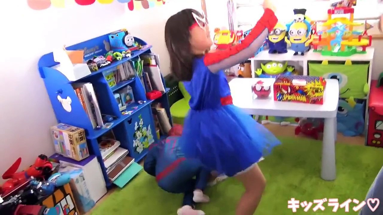 USJ スパイダーマン お土産 スパイダー麺 チョコ Spider Man Universal Studios Japan Souvenir vidéo