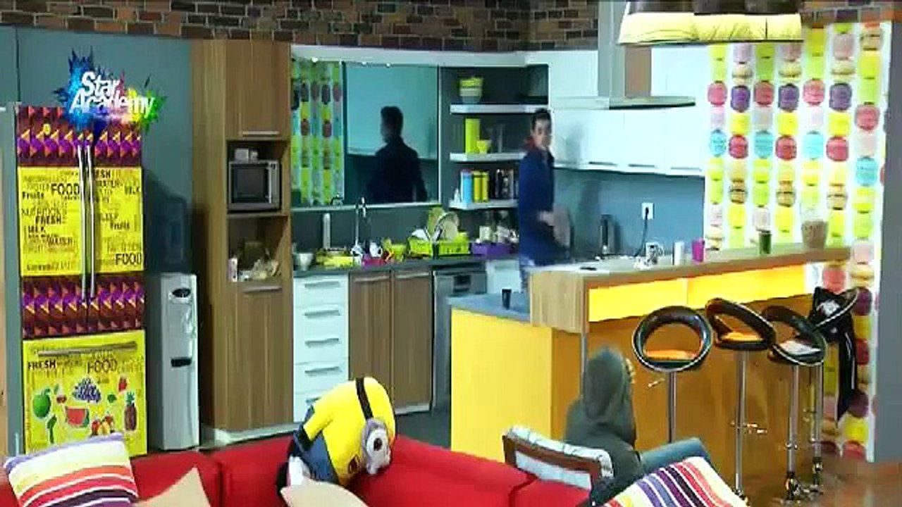 شاهد إهاب يستنشق بخار الماء ورفاييل يطلب التصويت له  - ستار اكاديمي 11