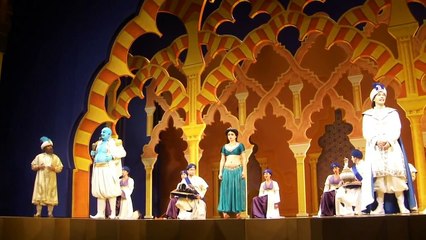 NOV 13 DISNEYLAND GANGNAM STYLE DANCE SEXY GENIE !! NOV 2012. ( HD ) 2012 002