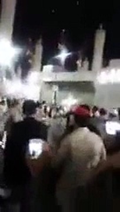 What Po0ple Are Demanding From General Raheel Shareef When He Is In Makkahwatch Coas Reaction