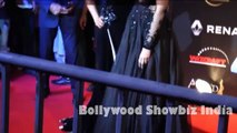 Sonam Kapoor & Priyanka Chopra at Renault Sony Guild Film Awards 2015