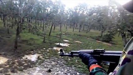 L'entraînement de folie de l'armée de terre indonésienne