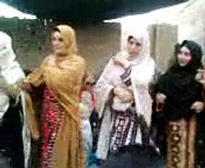 Mehndi tan sajdi jay nachay monday di maan