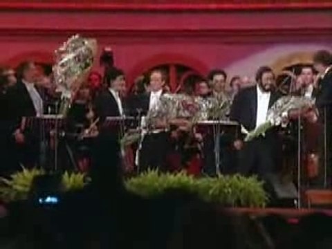 La Donna è Mobile- Pavarotti,Carreras,Domingo