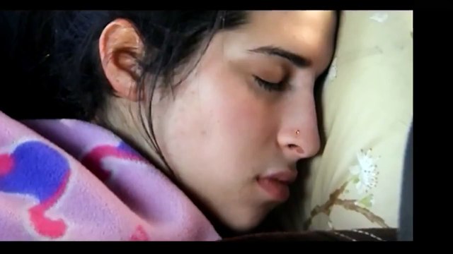 Bande annonce du documentaire AMY , consacré à la chanteuse Amy Winehouse