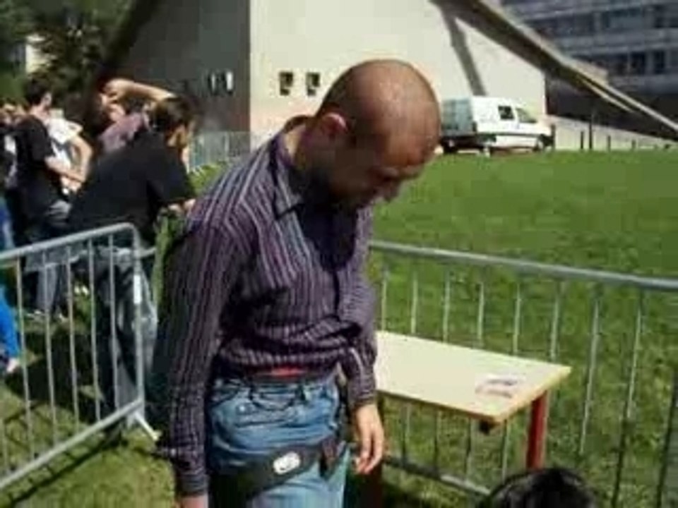 Talal veut se suicider