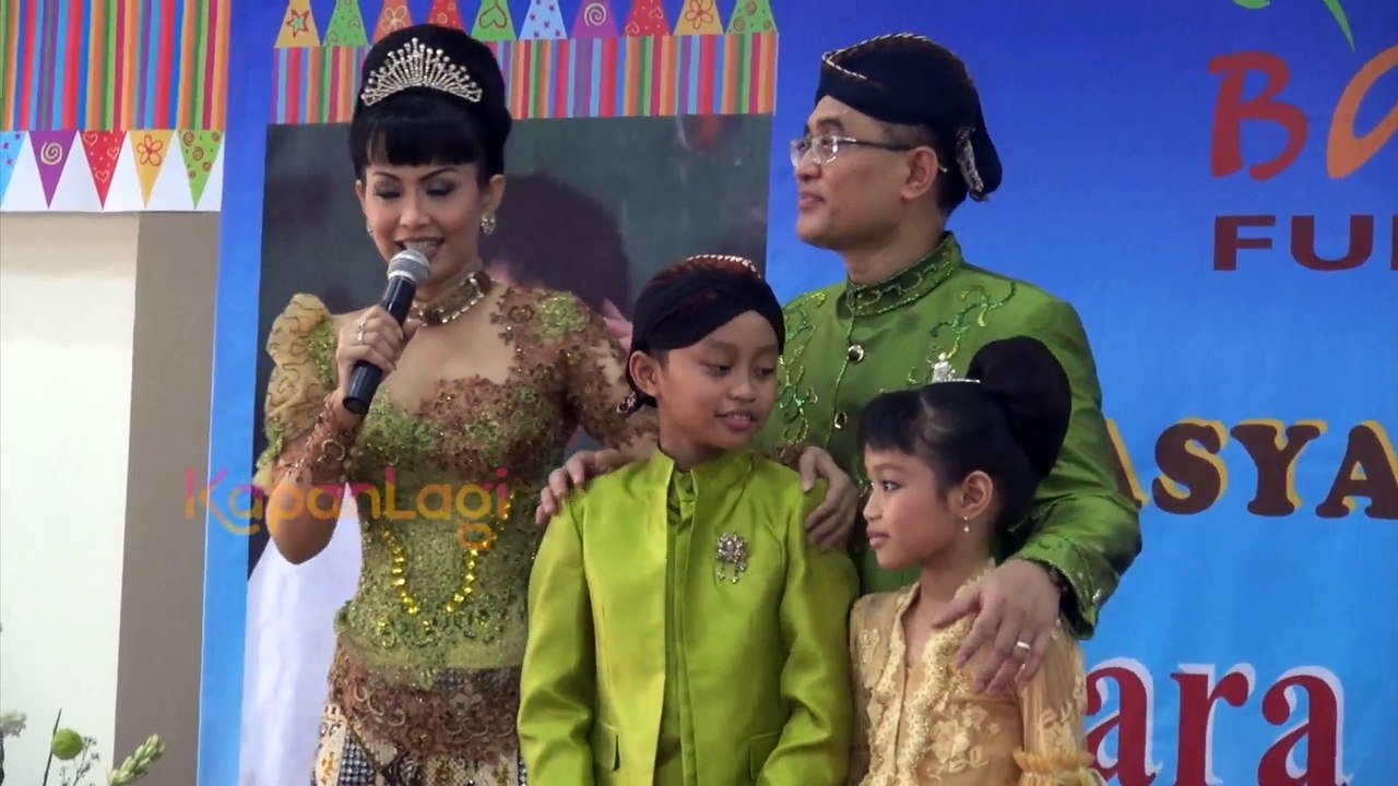 Pernikahan Para Selebritis Yang Kandas di Tahun 2015