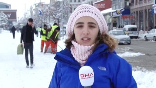 Erzurum Doğu'da Kar 1065 Köy Yolunu Kapattı