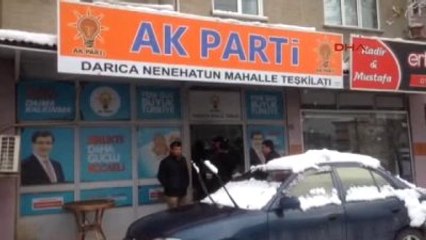 Kocaeli AK Parti'nin Mahalle Teşkilatı Binasına Molotoflu Saldırı 1-