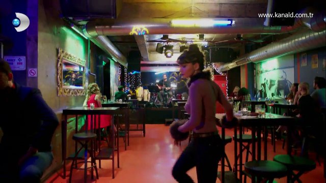 Poyraz Karayel 38. Bölüm - İlker Kaleli - Sorma Ne Haldeyim