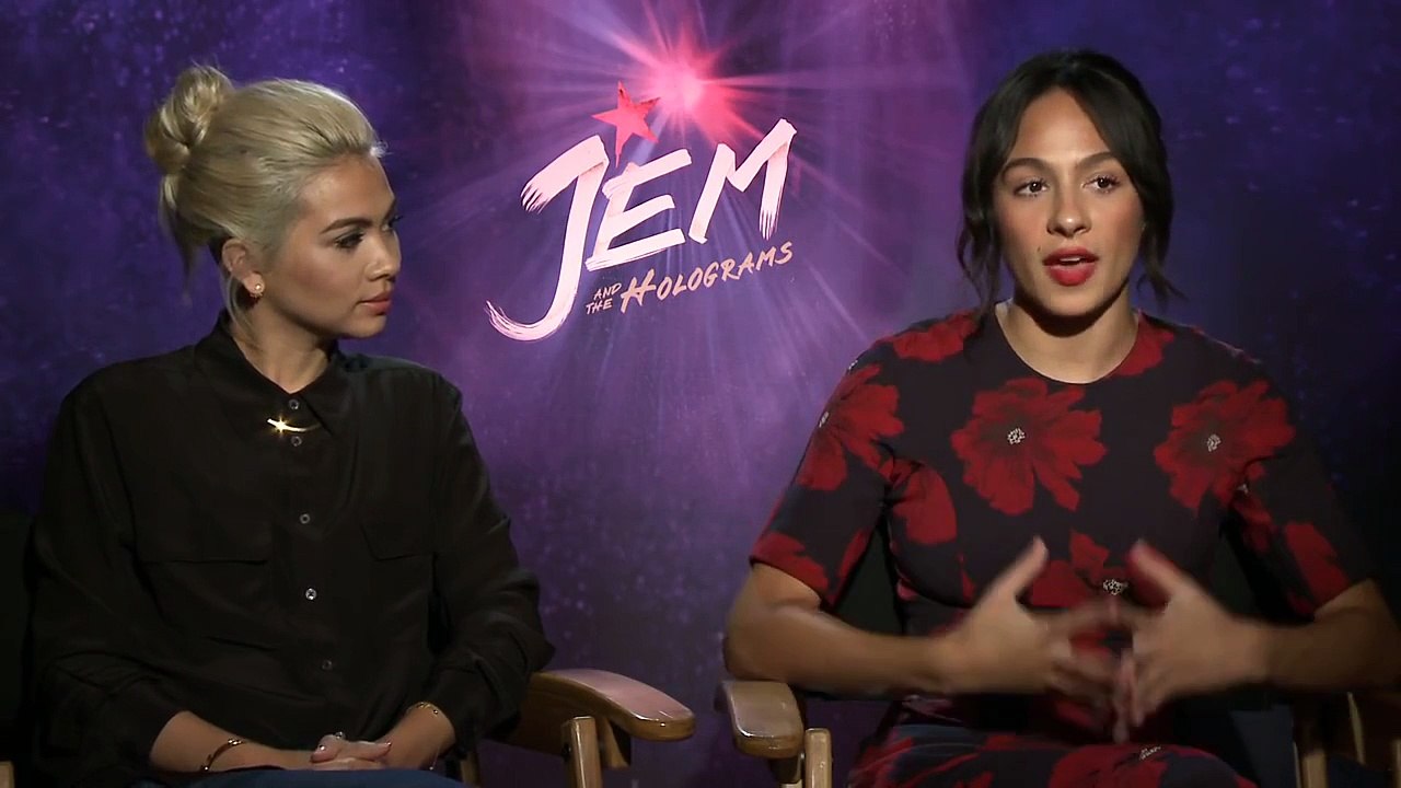 JEM and the Holograms Interview - Aurora Perrineau & Hayley Kiyoko