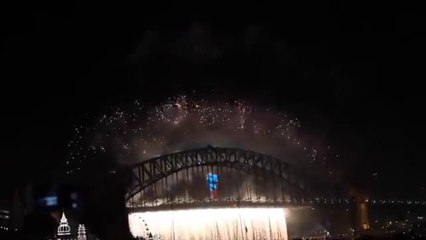 2016 - Sydney Australia 2016 New Years Fireworks Show HD