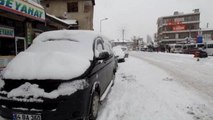 Van'da Kar Yolları Kapattı