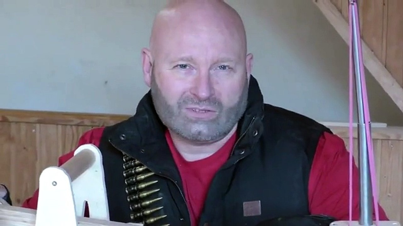 Machine gun or sling