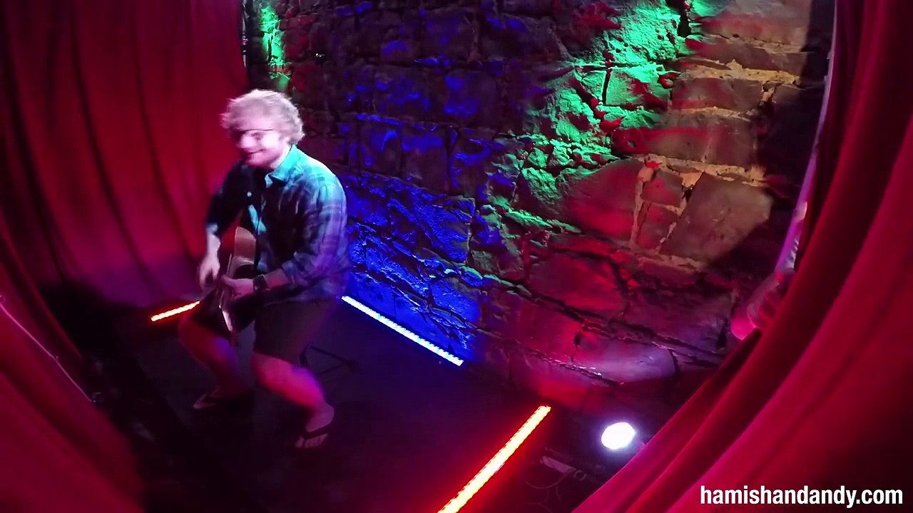 The Ed Sheeran $2 Peep Show Experiment