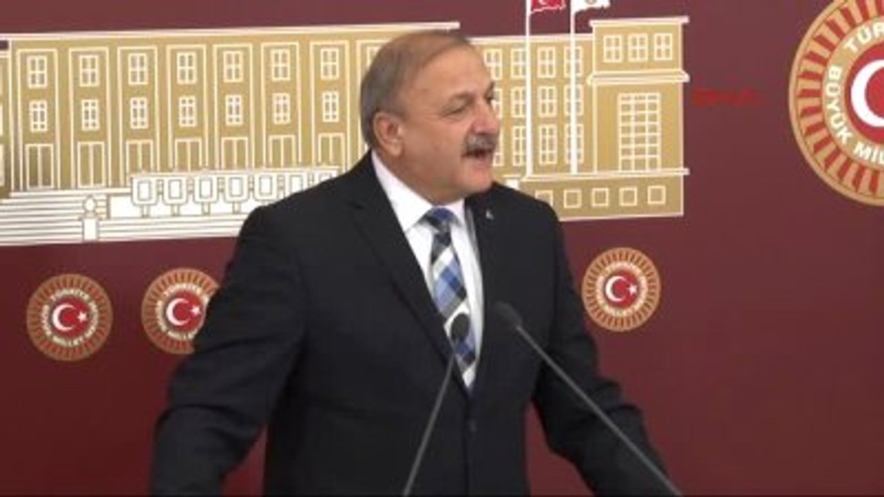 MHP'li Vural Beraber Yürüdük Biz Bu Yollarda Şarkısını Söyleyerek Hendeklere Geldiler-3