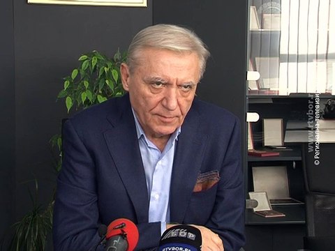 Novogodišnja čestitka generalnog direktora RTB-a Bor, 31. decembar 2015. (RTV Bor)