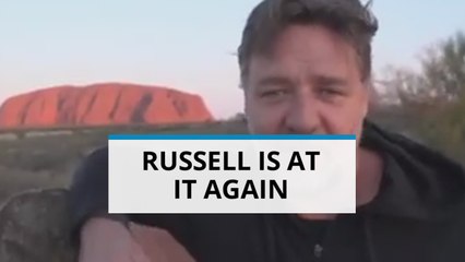 Russell Crowe is pissed at Australian Airline