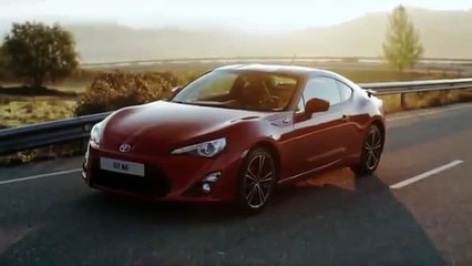 New Toyota GT 86 first driving scene (Motorsport)