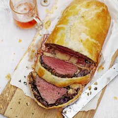 Jamie Oliver - How To Make Beef Wellington Just yummy!!!