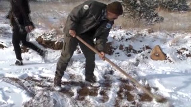 Aç Kalan Yaban Hayvanları İçin Doğaya Yem Bırakıldı