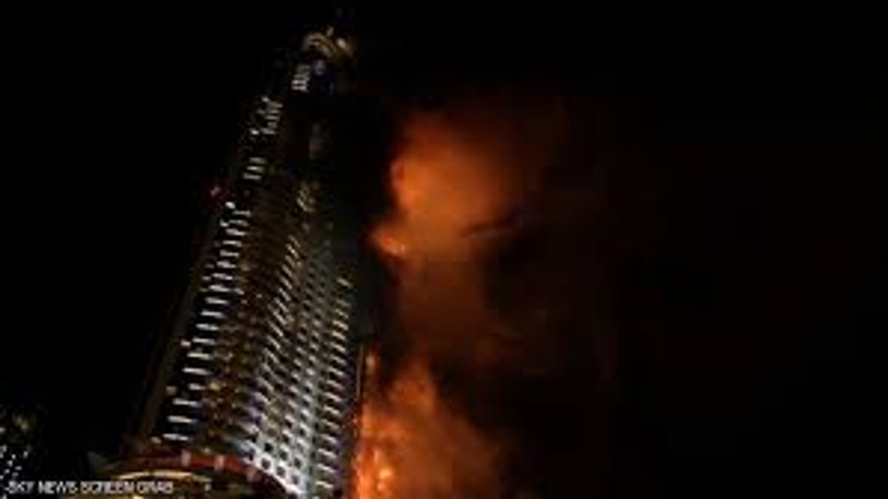 Enorme incendie dans une tour de Dubaï 31/12/2015