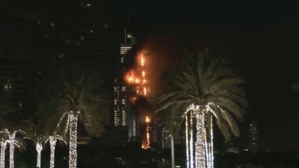 Enorme incendie dans une tour de Dubaï