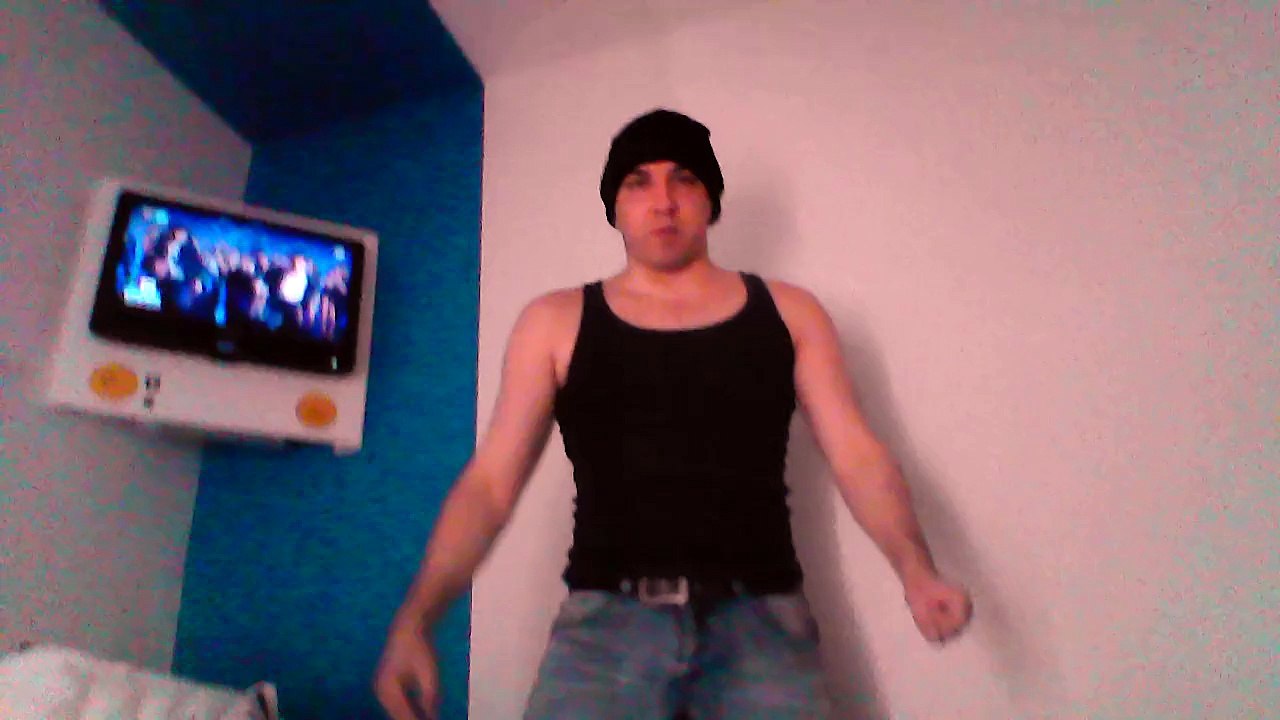 legionnaire en  mode   beau gosse