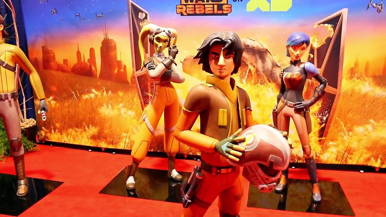 Disney D23 Expo Convention NEW Star Wars The Force Awakens Costumes Droids and Characters Review