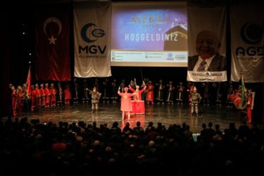 Anadolu Gençlik Derneği Yeni Yıla Alternatif Mekke Kutlamasıyla Girdi